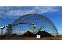 中电投霍林河露天煤业5万吨储煤仓穹顶施工中